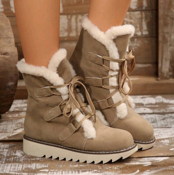Faux Fur Snow Boots - Picture 14 of 16